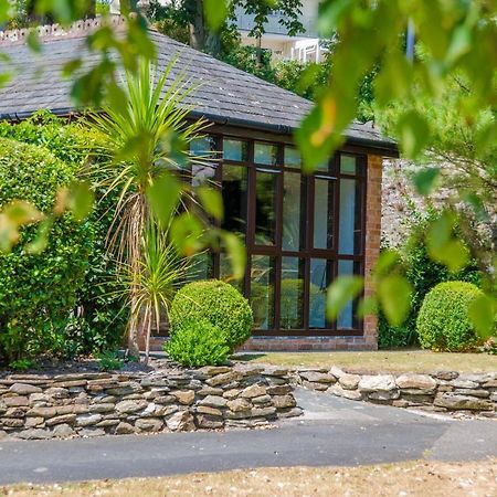 Luxury Victorian School With Views Of Harbour Villa Fowey Exterior photo